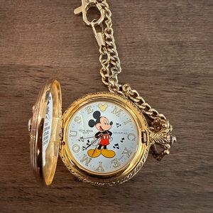 Verichron Mickey Mouse Pocket Watch Men Gold Tone w/ Chain Not tested